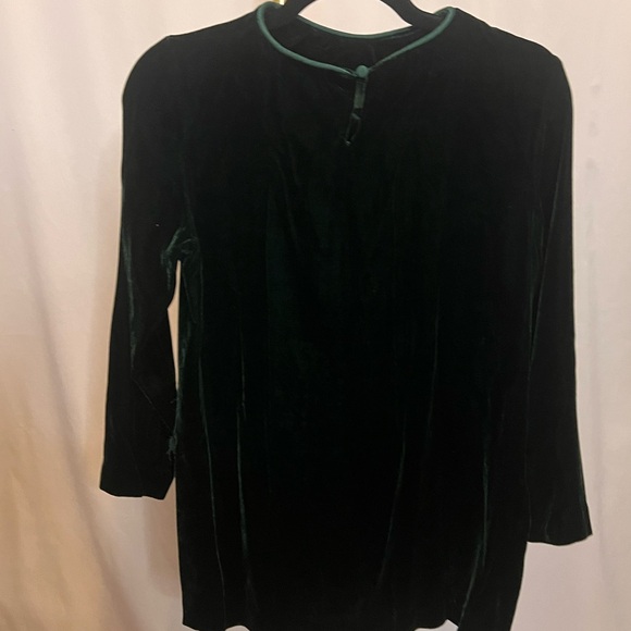 Out of the Blue deep green vintage blouse vintage size XS pit to pit 18” - Picture 6 of 6